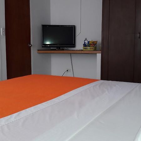 Hostal Deluxe Santander Манісалес Екстер'єр фото